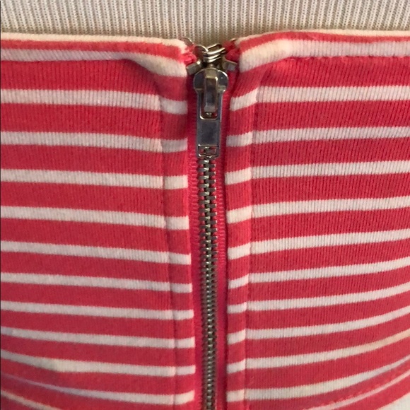Coral and white striped crop top small from f21 - Picture 5 of 8